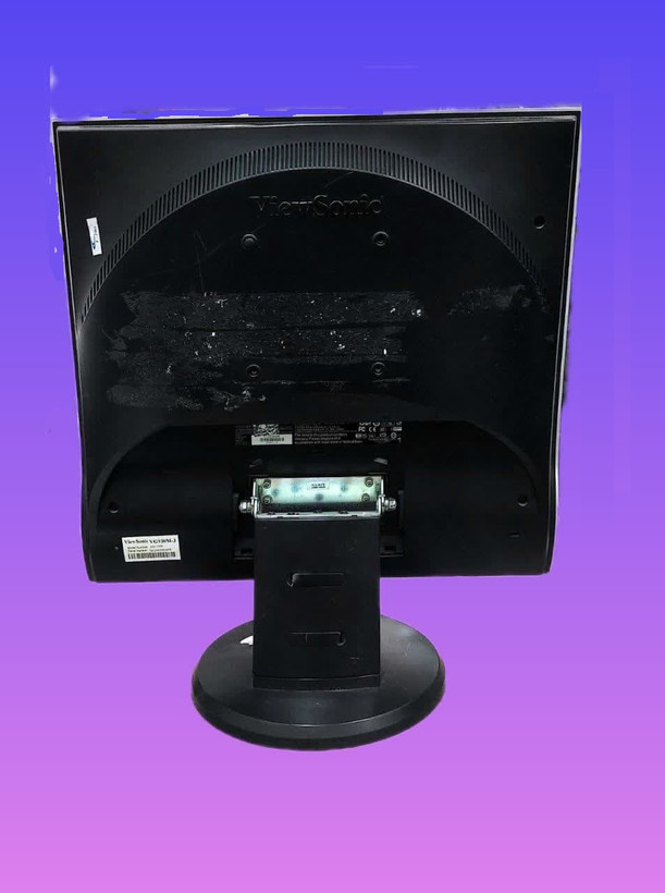 مانیتور 19 اینچی Viewsonic VG930m (استوک )